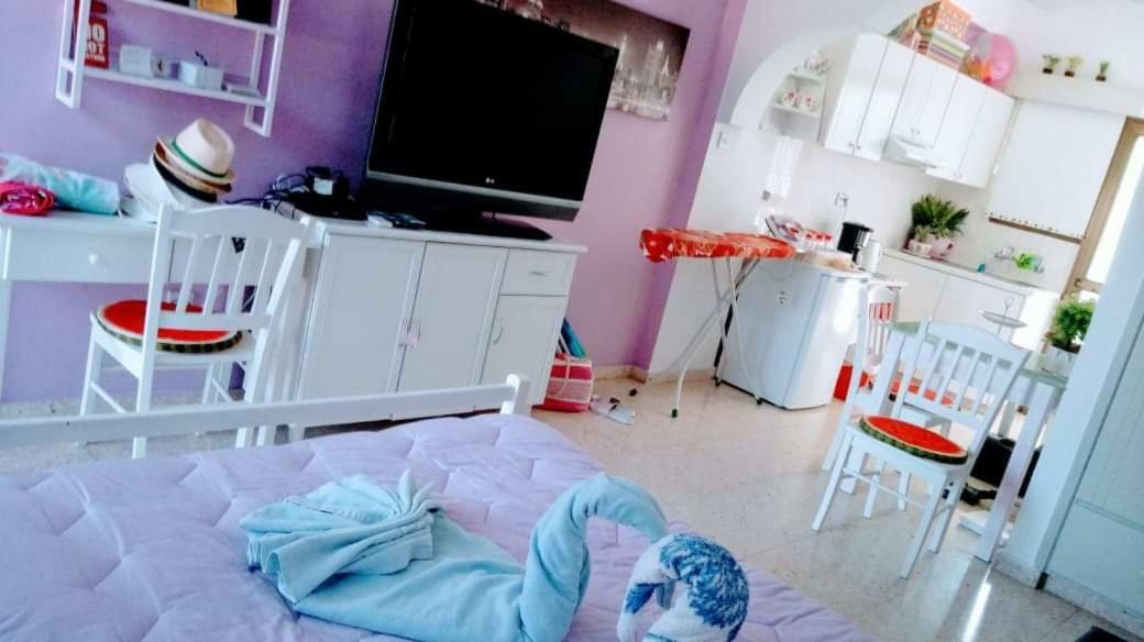 Yiota'S Cute Studio Paphos Eksteriør billede