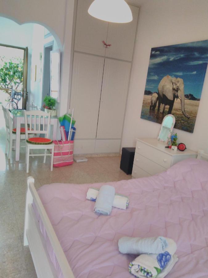 Yiota'S Cute Studio Paphos Eksteriør billede